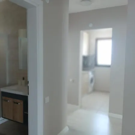 Apartment Dolphin Residences Jardin 2 *